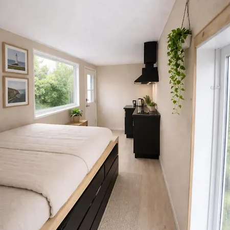 Vandrarhem The Whole House - Lowfo Lofoten