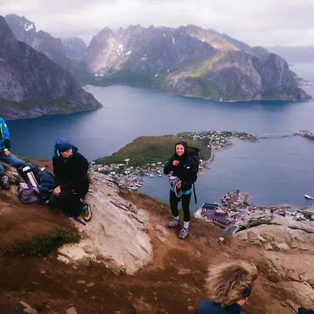 The Whole House - Lowfo Lofoten