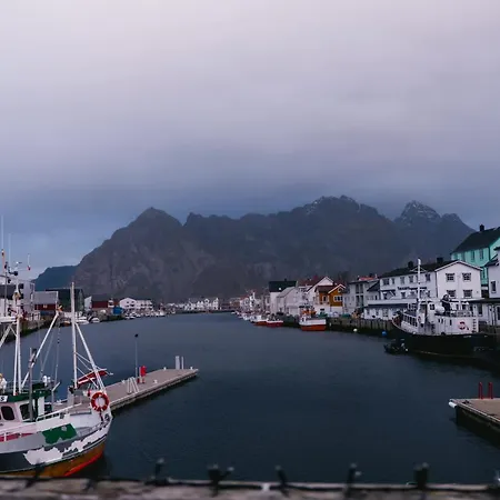 ホステル The Whole House - Lowfo Lofoten